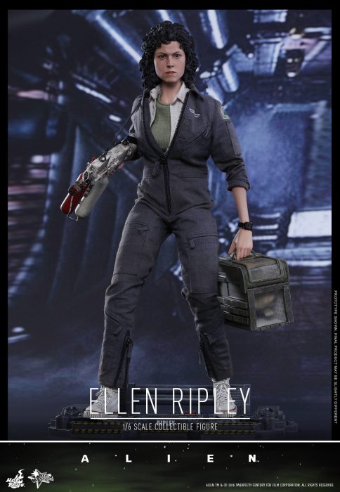  AvP Galaxy Competition - Hot Toys Ellen Ripley Sixth Scale Figure